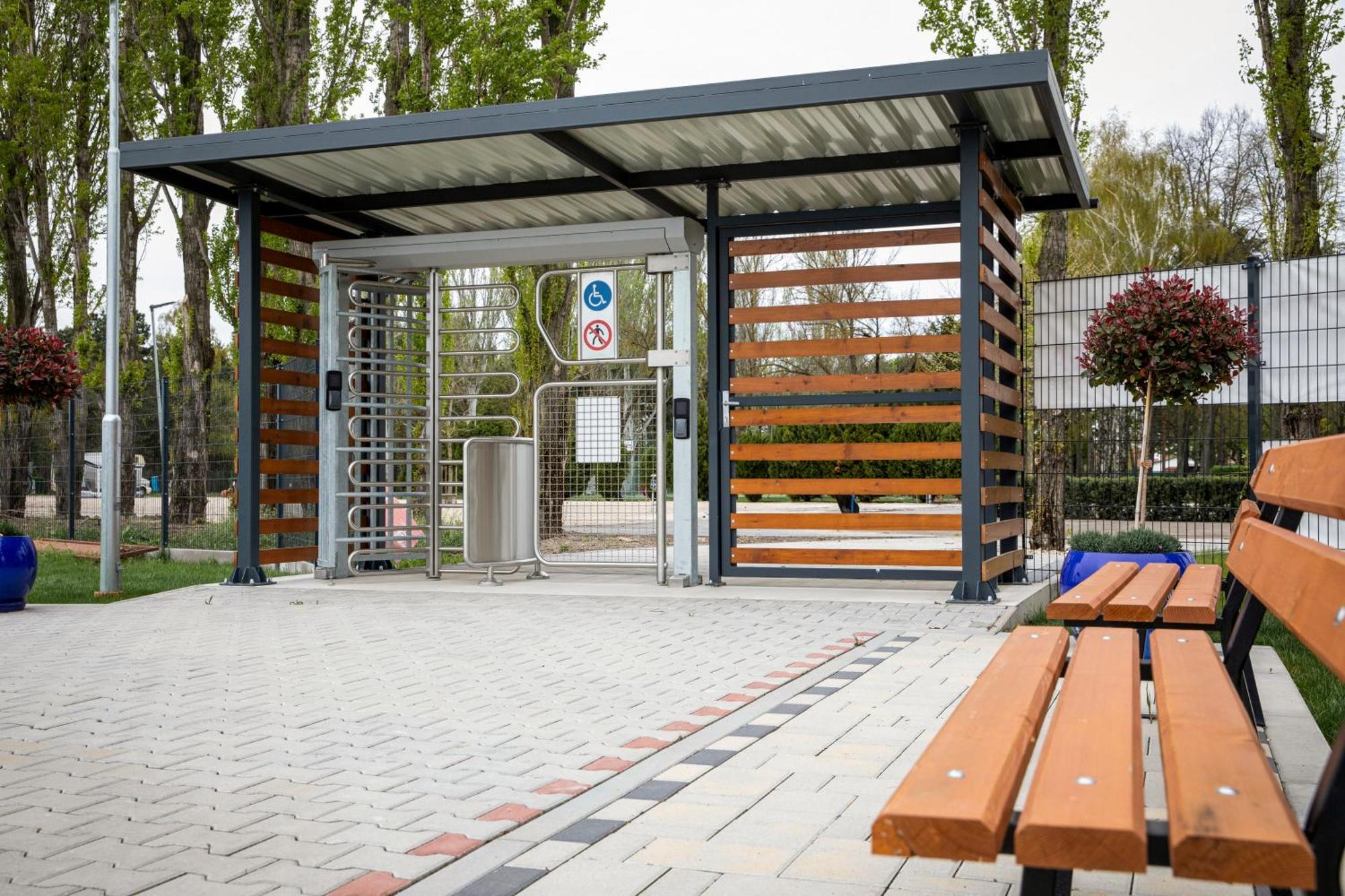 Kinga Apartman Dunajska Streda Exterior photo