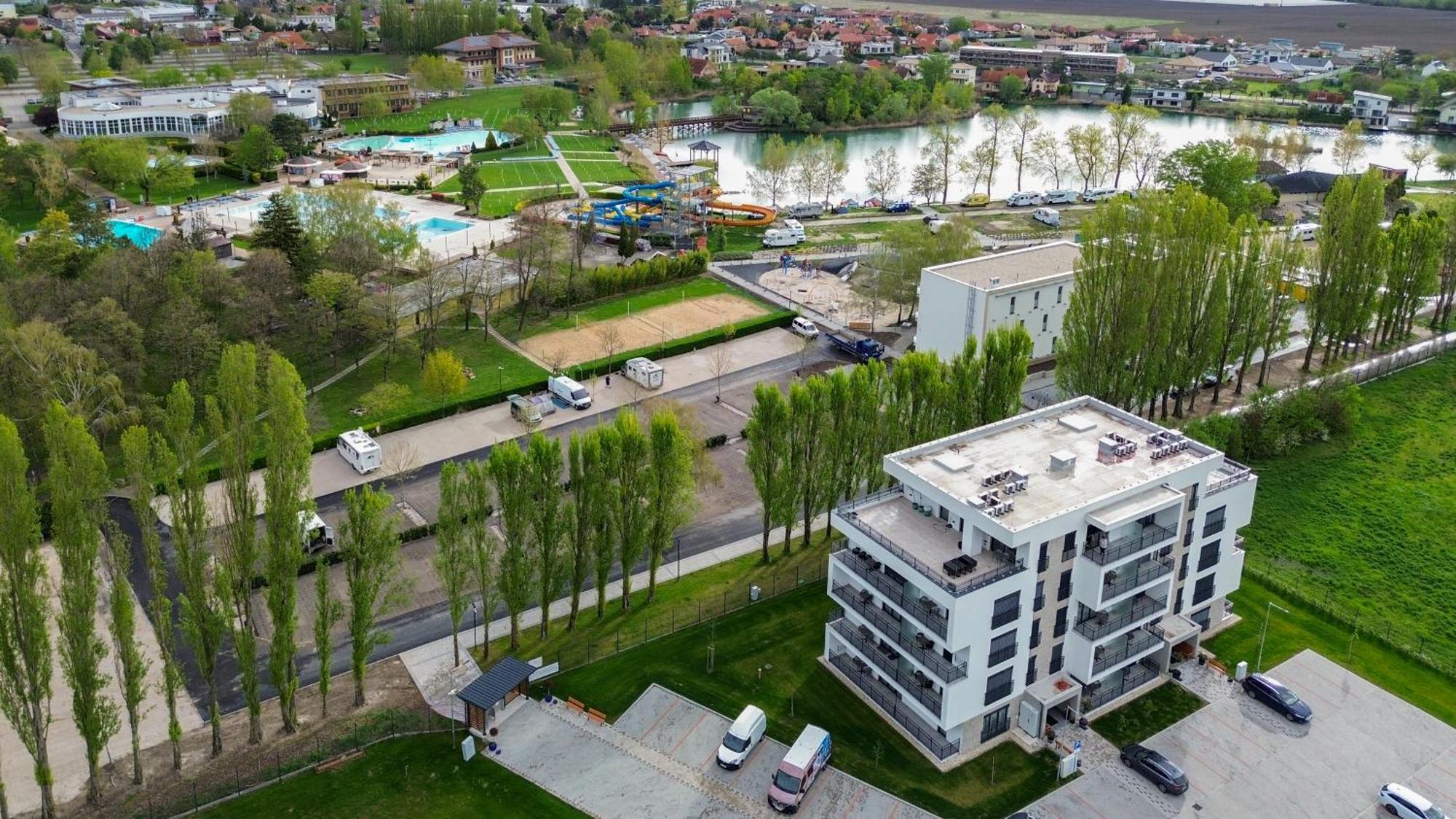Kinga Apartman Dunajska Streda Exterior photo