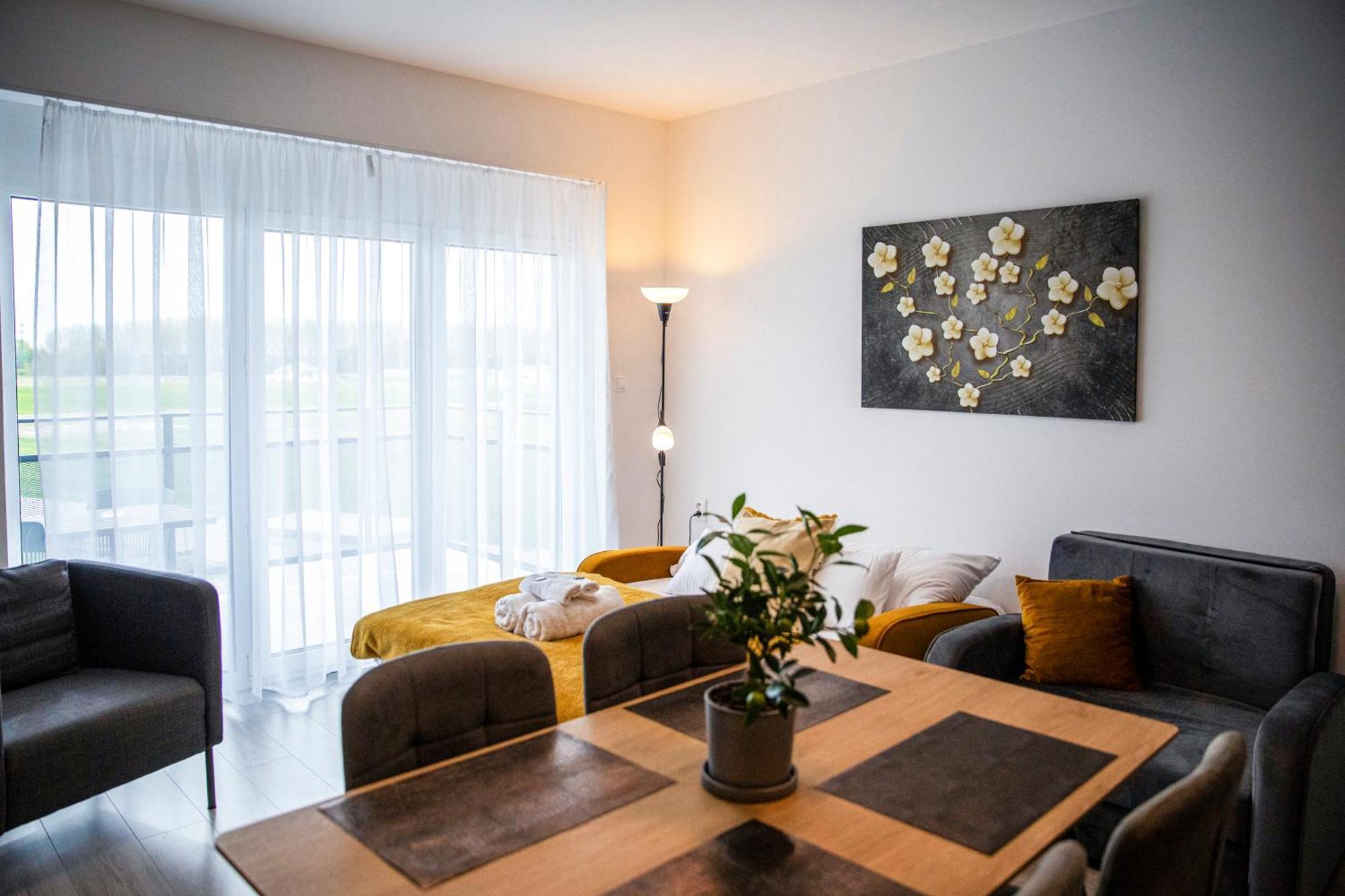 Kinga Apartman Dunajska Streda Exterior photo